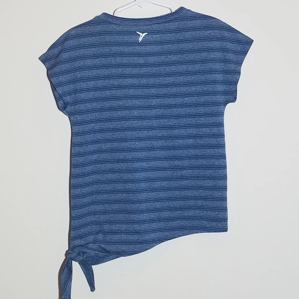 2 Old Navy Active Go-Dry Athletic Shirts Tops XS 5